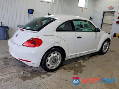 Trzecie zdjęcie samochodu z tyłu: 2015 VOLKSWAGEN BEETLE 1.8T VIN:3VWF17AT8FM653350 - miniatura
