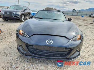 Piąte zdjęcie samochodu w środku: 2022 MAZDA MX-5 MIATA GRAND TOURING VIN:JM1NDAD7XN0506241 - miniatura