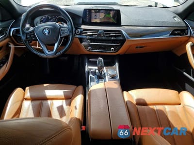 Zdjęcie 8 z 12 samochodu: 2019 BMW 530E VIN:WBAJA9C56KB254362 - miniatura