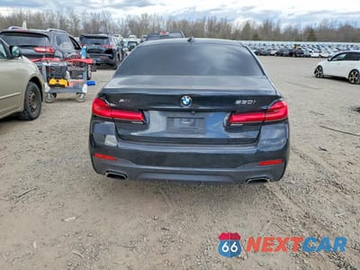 Zdjęcie 6 z 12 samochodu: 2021 BMW 530 XI VIN:WBA13BJ00MCG67743 - miniatura