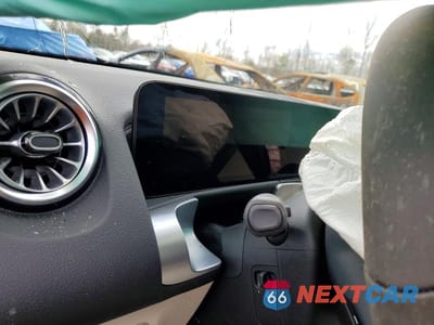 Zdjęcie 9 z 12 samochodu: 2026 MERCEDES-BENZ GLB 250 4MATIC VIN:W1N4M4HB9TW456348 - miniatura