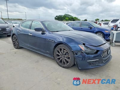 Czwarte zdjęcie samochodu z boku: 2019 MASERATI GHIBLI S VIN:ZAM57YTL7K1319118 - miniatura