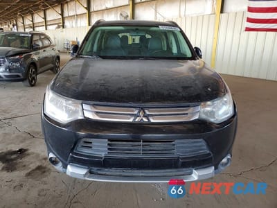 Piąte zdjęcie samochodu w środku: 2015 MITSUBISHI OUTLANDER SE VIN:JA4AZ3A31FZ002536 - miniatura