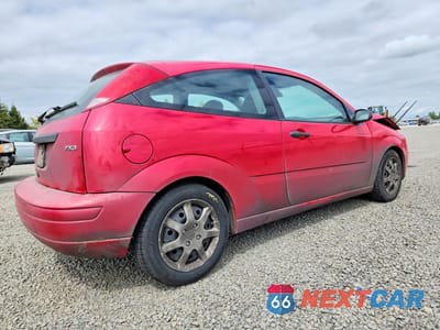 Trzecie zdjęcie samochodu z tyłu: 2005 FORD FOCUS ZX3 VIN:3FAFP31N35R116503 - miniatura