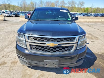 Piąte zdjęcie samochodu w środku: 2018 CHEVROLET SUBURBAN K1500 LS VIN:1GNSKGKC2JR122818 - miniatura