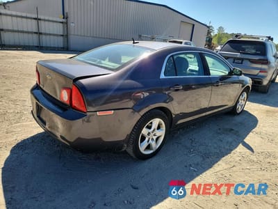 Trzecie zdjęcie samochodu z tyłu: 2011 CHEVROLET MALIBU LS VIN:1G1ZA5E11BF346098 - miniatura