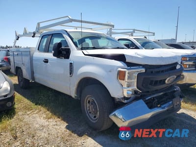Czwarte zdjęcie samochodu z boku: 2022 FORD F250 SUPER DUTY UTILITY / SERVICE TRUCK VIN:1FD7X2A69NEF91329 - miniatura