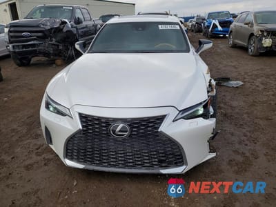 Piąte zdjęcie samochodu w środku: 2021 LEXUS IS 300 BASE VIN:JTHD81F20M5045567 - miniatura