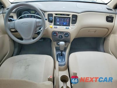 Zdjęcie 8 z 12 samochodu: 2009 KIA RIO VIN:KNADE223696451138 - miniatura