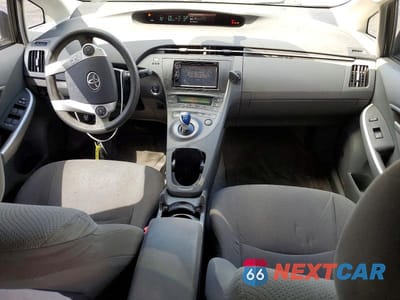 Zdjęcie 8 z 12 samochodu: 2010 TOYOTA PRIUS III VIN:JTDKN3DUXA0194420 - miniatura