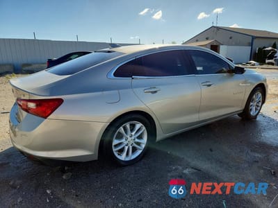 Trzecie zdjęcie samochodu z tyłu: 2016 CHEVROLET MALIBU LT VIN:1G1ZE5ST1GF265068 - miniatura