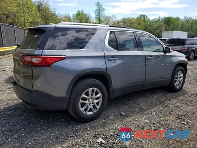 Trzecie zdjęcie samochodu z tyłu: 2018 CHEVROLET TRAVERSE LT VIN:1GNERGKW3JJ237185 - miniatura