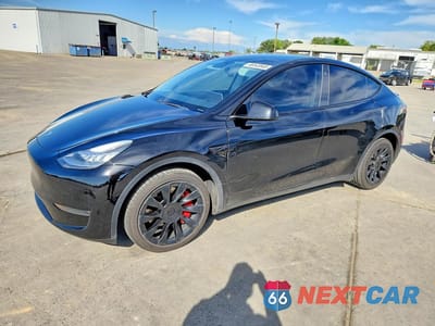 2021 TESLA MODEL Y 5YJYGDEE2MF080080 - główne zdjęcie licytacji z USA - miniatura