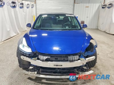 Piąte zdjęcie samochodu w środku: 2022 TESLA MODEL 3 VIN:5YJ3E1EB0NF290831 - miniatura