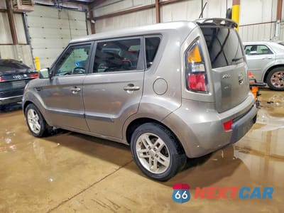 Drugie zdjęcie samochodu z przodu: 2011 KIA SOUL + VIN:KNDJT2A29B7246529 - miniatura