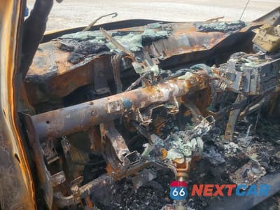 Zdjęcie 9 z 11 samochodu: 2012 NISSAN TITAN S VIN:1N6AA0EK4CN306571 - miniatura