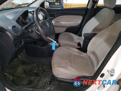 Zdjęcie 7 z 12 samochodu: 2019 MITSUBISHI MIRAGE G4 ES VIN:ML32F3FJ9KHF18630 - miniatura