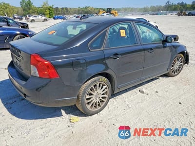 Trzecie zdjęcie samochodu z tyłu: 2009 VOLVO S40 2.4I VIN:YV1MS390192460117 - miniatura
