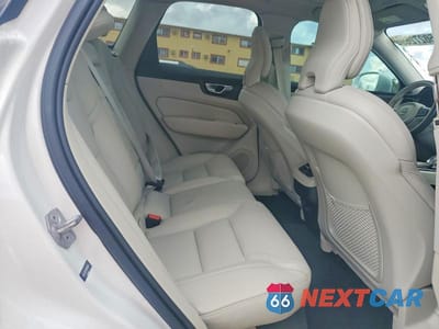 Zdjęcie 10 z 13 samochodu: 2022 VOLVO XC60 B5 INSCRIPTION VIN:YV4L12DL2N1905154 - miniatura