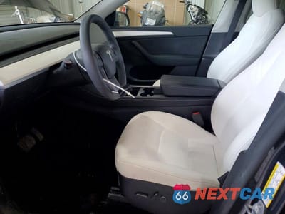 Zdjęcie 7 z 12 samochodu: 2025 TESLA MODEL Y VIN:7SAYGAEEXSF233741 - miniatura