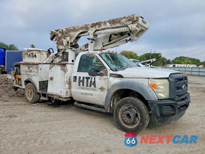 Czwarte zdjęcie samochodu z boku: 2012 FORD F550 SUPER DUTY VIN:1FDUF5GT6CEA07731 - miniatura
