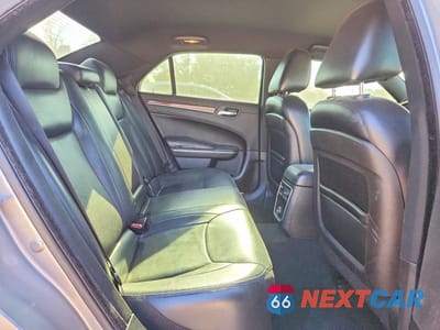 Zdjęcie 10 z 13 samochodu: 2014 CHRYSLER 300 VIN:2C3CCAAG5EH103654 - miniatura