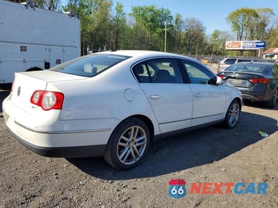 Trzecie zdjęcie samochodu z tyłu: 2008 VOLKSWAGEN PASSAT LUX VIN:WVWEK93C58P028177 - miniatura