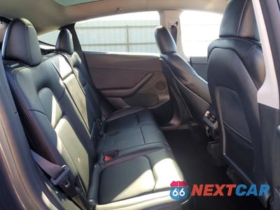 Zdjęcie 11 z 13 samochodu: 2022 TESLA MODEL Y VIN:7SAYGDEF5NF451729 - miniatura