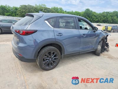 Trzecie zdjęcie samochodu z tyłu: 2025 MAZDA CX-5 PREFERRED VIN:JM3KFBCM9S0602746 - miniatura