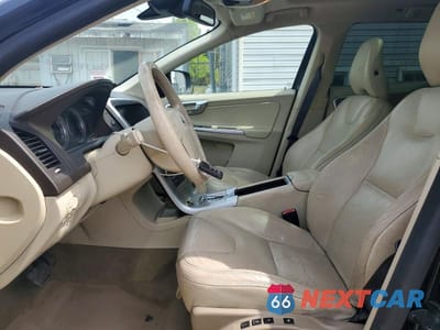 Zdjęcie 7 z 13 samochodu: 2010 VOLVO XC60 T6 VIN:YV4992DZ5A2085115 - miniatura