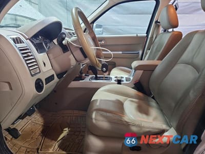 Zdjęcie 7 z 12 samochodu: 2008 MERCURY MARINER HEV VIN:4M2CU29H88KJ48204 - miniatura