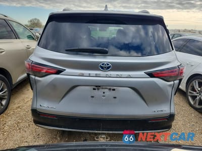 Zdjęcie 6 z 13 samochodu: 2025 TOYOTA SIENNA PLATINUM 7-PASSENGER VIN:5TDESKFC5SS157827 - miniatura