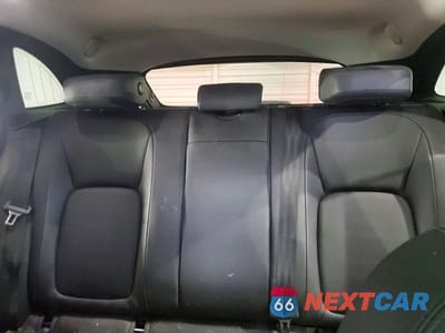 Zdjęcie 10 z 13 samochodu: 2017 JAGUAR F-PACE PREMIUM VIN:SADCJ2BV4HA898000 - miniatura