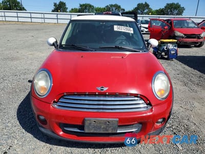 Piąte zdjęcie samochodu w środku: 2011 MINI COOPER VIN:WMWSU3C51BT092921 - miniatura
