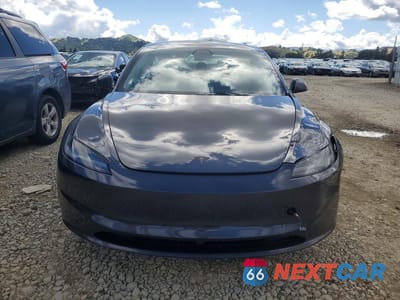 Piąte zdjęcie samochodu w środku: 2026 TESLA MODEL 3 VIN:5YJ3E1EA7TF131308 - miniatura