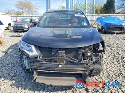 Piąte zdjęcie samochodu w środku: 2019 NISSAN ROGUE SL VIN:5N1AT2MV0KC740335 - miniatura