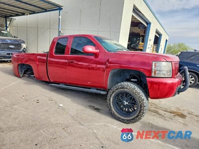Czwarte zdjęcie samochodu z boku: 2007 CHEVROLET SILVERADO K1500 VIN:1GCEK19C67Z630386 - miniatura
