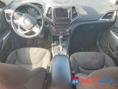 Zdjęcie 8 z 13 samochodu: 2019 JEEP CHEROKEE LATITUDE VIN:1C4PJMCX1KD452949 - miniatura