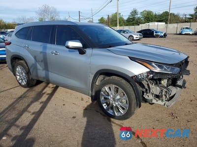 Czwarte zdjęcie samochodu z boku: 2020 TOYOTA HIGHLANDER LIMITED VIN:5TDDZRBH2LS045053 - miniatura