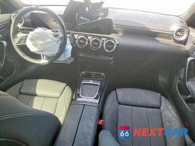 Zdjęcie 8 z 12 samochodu: 2026 MERCEDES-BENZ CLA 250 VIN:W1K5J4GB3TN565034 - miniatura