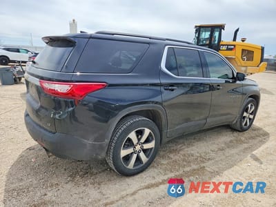 Trzecie zdjęcie samochodu z tyłu: 2019 CHEVROLET TRAVERSE LT VIN:1GNEVHKW3KJ210152 - miniatura