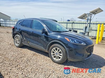 Czwarte zdjęcie samochodu z boku: 2020 FORD ESCAPE SE VIN:1FMCU9G65LUC02812 - miniatura