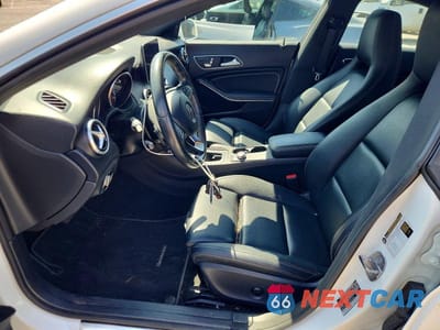 Zdjęcie 7 z 12 samochodu: 2018 MERCEDES-BENZ CLA 250 VIN:WDDSJ4EB4JN692264 - miniatura