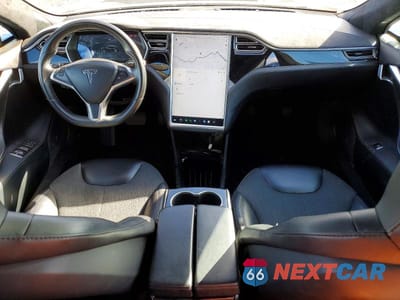 Zdjęcie 8 z 13 samochodu: 2016 TESLA MODEL S VIN:5YJSA1E1XGF124219 - miniatura