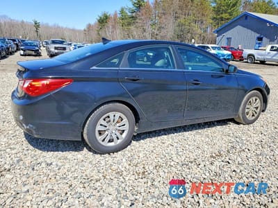 Trzecie zdjęcie samochodu z tyłu: 2025 HYUNDAI SONATA SEL CONVENIENCE VIN:5NPEB4AC2BH191863 - miniatura