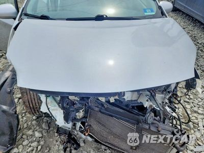Zdjęcie 11 z 12 samochodu: 2010 TOYOTA PRIUS III VIN:JTDKN3DU4A0006474 - miniatura