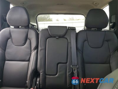 Zdjęcie 10 z 14 samochodu: 2025 VOLVO XC90 ULTRA VIN:YV4H60PGXS1371889 - miniatura