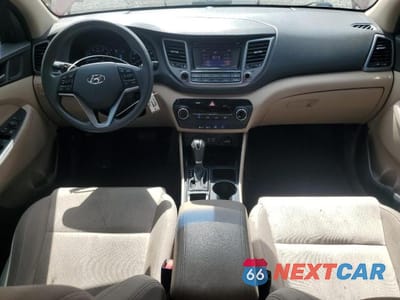 Zdjęcie 8 z 13 samochodu: 2016 HYUNDAI TUCSON SE VIN:KM8J33A49GU206589 - miniatura