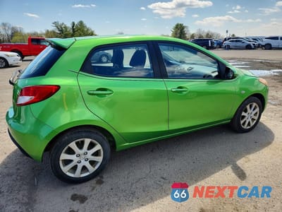 Trzecie zdjęcie samochodu z tyłu: 2011 MAZDA MAZDA2 VIN:JM1DE1HZ7B0108761 - miniatura