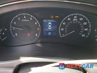 Zdjęcie 9 z 12 samochodu: 2009 HYUNDAI GENESIS VIN:KMHGC46E89U043048 - miniatura